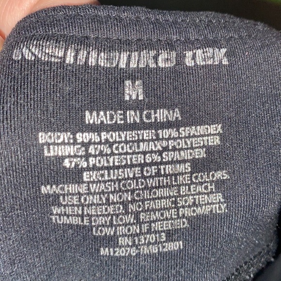 Black Women’s Marika Tek tight bike shorts Size Medium my RED DOT DEAL - Picture 3 of 4